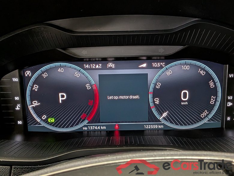 SKODA Karoq 1.5 TSI Sportl. Bus. #6