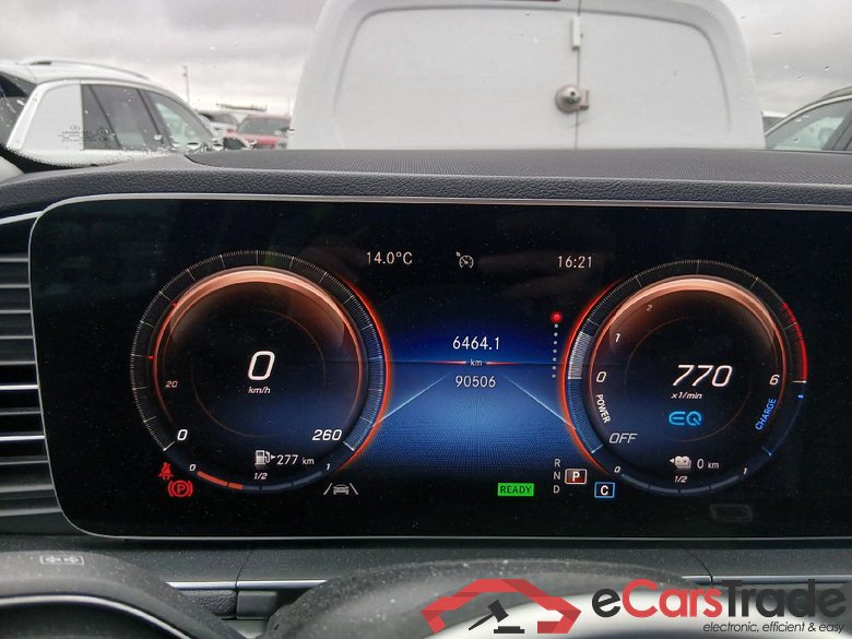 MERCEDES-BENZ GLE / 2018 / 5P / todoterreno GLE 350 de 4MATIC (Híbrido Enchufable) #4