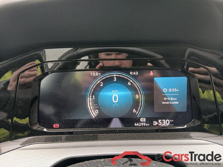 VOLKSWAGEN Golf / 2020 / 5P / berlina con portón 2.0 TDI 85kW (115CV) #4