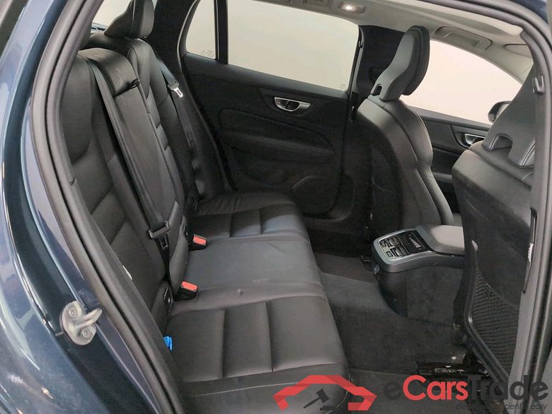 VOLVO V60 2.0 B3 MHEV ULTIMATE DARK DCT #6