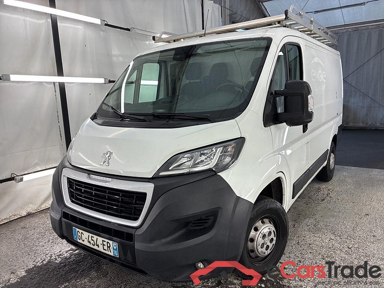 PEUGEOT Boxer / 2014 / 4P / Fourgon tôlé BlueHDi 120 S&S ASPHALT 330 L1H1 #1