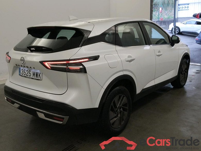 NISSAN QASHQAI / 2024 / 5P / todoterreno DIG-T 103kW (140CV) mHEV 4x2 Acenta #2