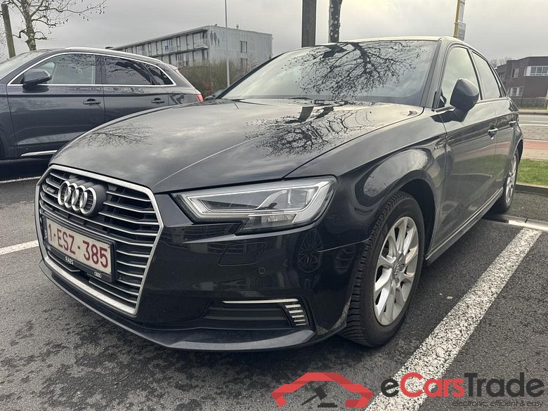 AUDI A3 Sportback e-tron (PHEV) 1.4 TFSI e-tron PHEV Sport S tronic