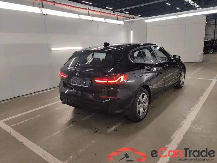 BMW 1 Reeks Hatch 1 Reeks Hatch 116d (85 kW) 85kW/116pk  5D/P Man-6 (4 seizoenen Banden) - CO2 onvolledig #4