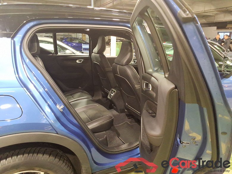 VOLVO XC40 1.5 T3 R-Design Geartronic #5