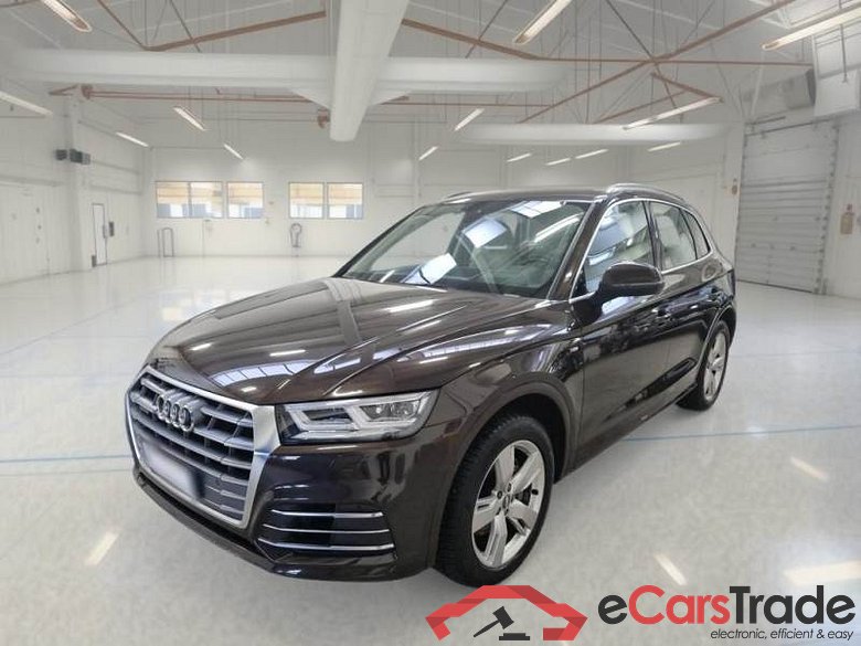 AUDI Q5 / 2016 / 5P / SUV 40 TDI BUSINESS QUATTRO S TRONIC #1