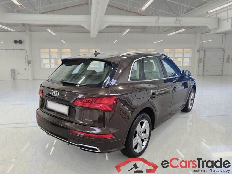 AUDI Q5 / 2016 / 5P / SUV 40 TDI BUSINESS QUATTRO S TRONIC #2