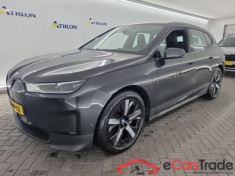 BMW iX xDrive40 5D 240kW