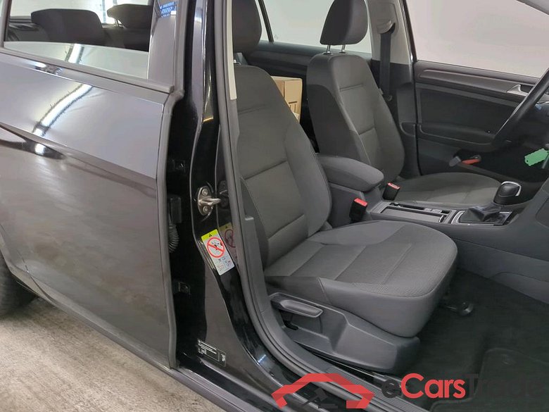 Volkswagen e-Golf E-DITION 2020 5d #3