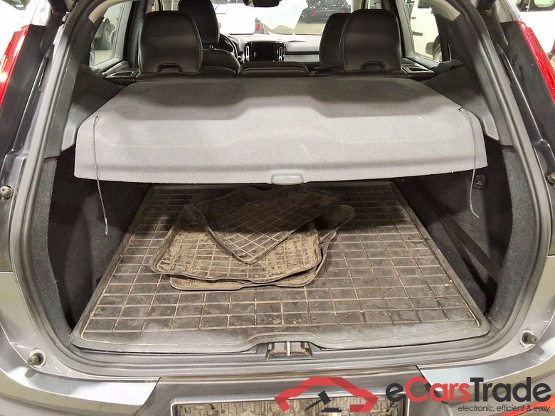 VOLVO XC40 DIESEL 2.0 D3 Momentum (EU6d-TEMP) STOCK #3