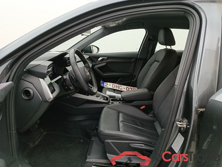 Audi A3 Sportback 1.0 30 TFSi 81kW S tronic Adv. Bus. Ed. 5d #3