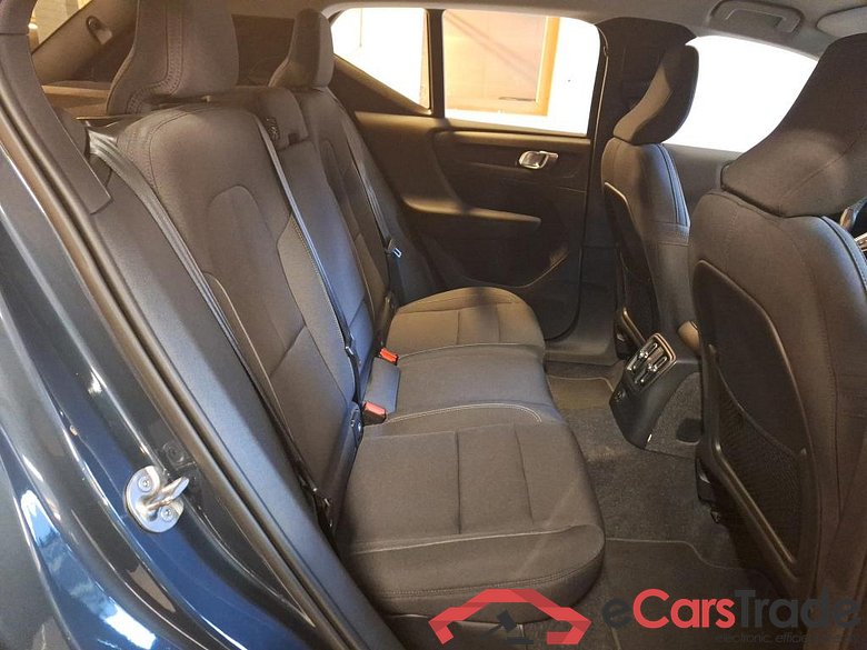 VOLVO XC40 1.5 T4 RECHARGE GEARTR. INSCRIPTION EXPR #6