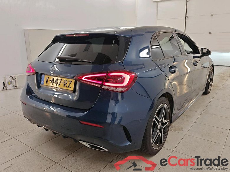 Mercedes A 180d AMG Night Aut. LED-Xenon Widescreen Ambient Navi 1/2 Sport-Leather-Alcantara KeylessGo Camera Klima PDC ... #3