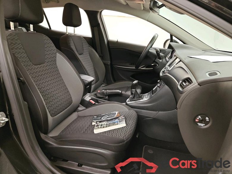 Opel Astra 1.2 turbo 81kW Business Executive 5d #3