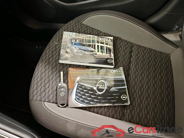 Opel Astra 1.2 turbo 81kW Business Executive 5d #4
