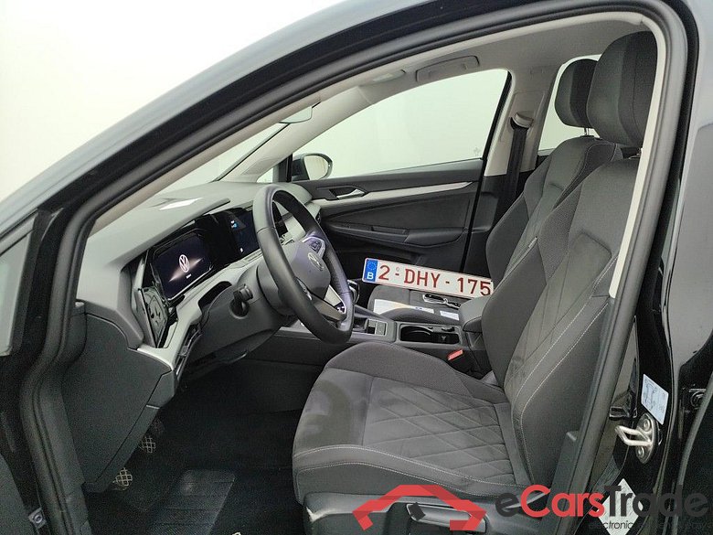 Volkswagen Golf VIII 1.0 TSI 81kW Life Business Premium 5d #3