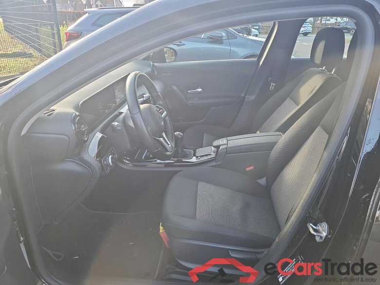 MERCEDES-BENZ A-CLASS LIMOUSINE 2.0 A 180 D BUSINESS SOLUTION ESSENTIAL #5