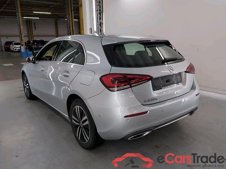 MERCEDES-BENZ A-CLASS 1.3 A 250 E DCT BUSINESS SOLUTION #3