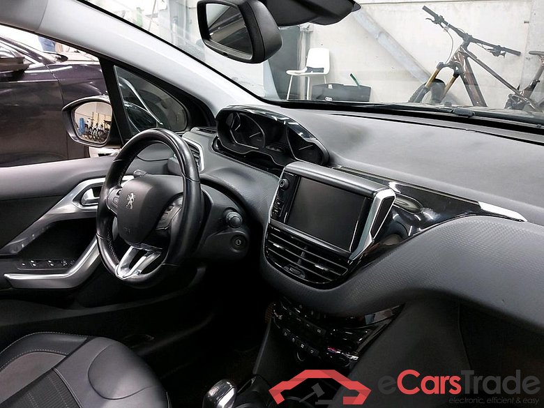 PEUGEOT - PEU 2008 1.5 BlueHDi S&S Allure 102PK Pack Cielo & Confort #3