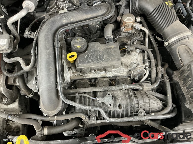 VOLKSWAGEN POLO 1.0 TSI 81KW STYLE DSG #6