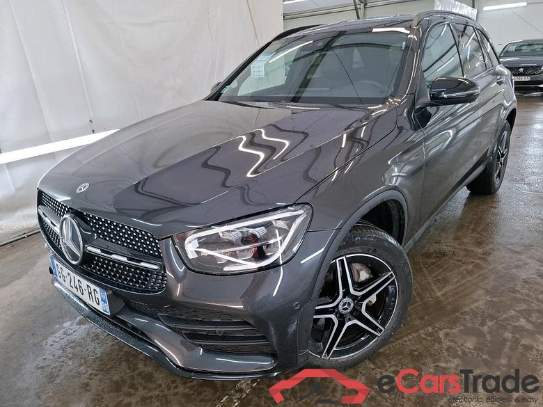 MERCEDES-BENZ GLC / 2019 / 5P / SUV 2.0 GLC 300 DE AMG LINE 4MATIC