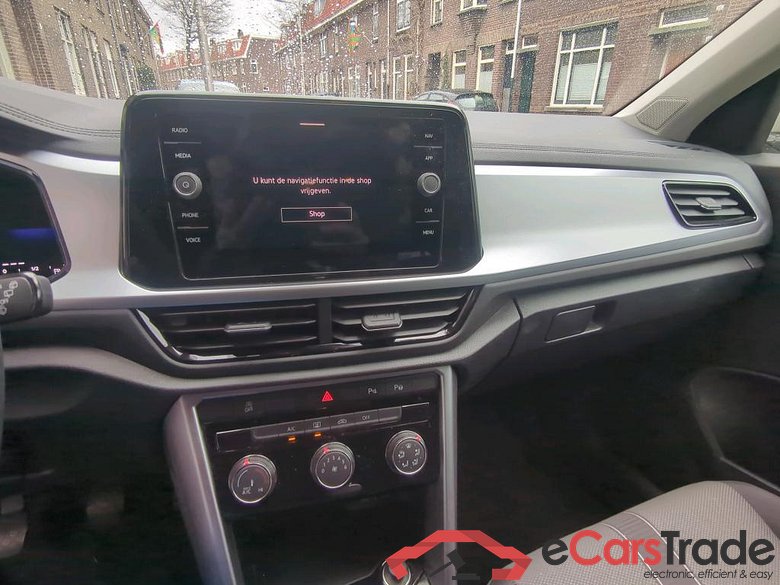 VOLKSWAGEN T-Roc 85 kW #3