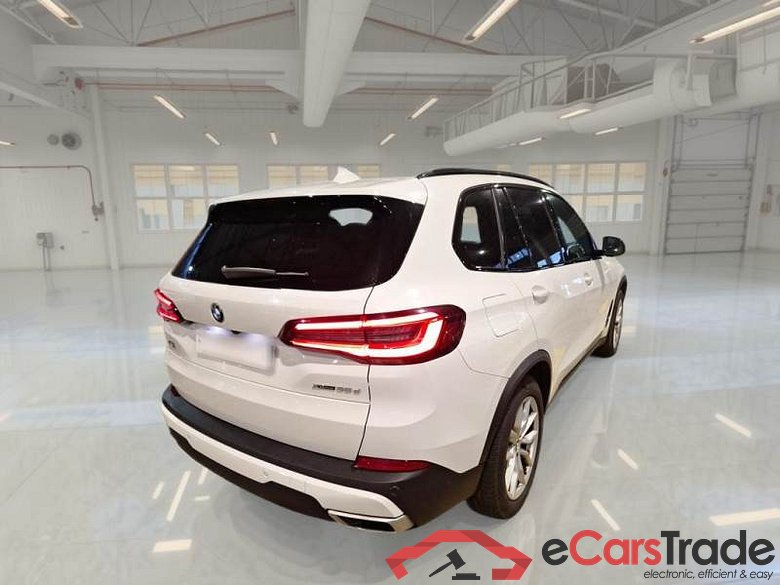 BMW X5 / 2018 / 5P / SUV XDRIVE 30D MH48V BUSINESS AUTOM. #2