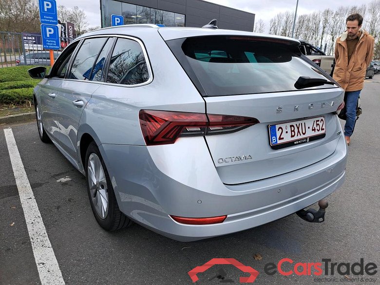 SKODA OCTAVIA COMBI 1.5 TSI MHEV 110KW DSG7 CLEVER+ #3