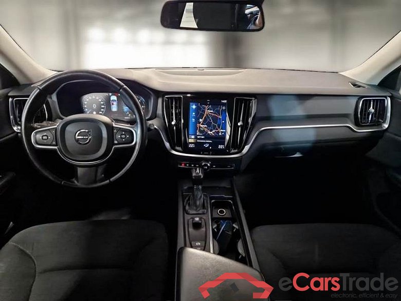 VOLVO V60 / 2018 / 5P / STATION WAGON D3 GEARTRONIC BUSINESS #3