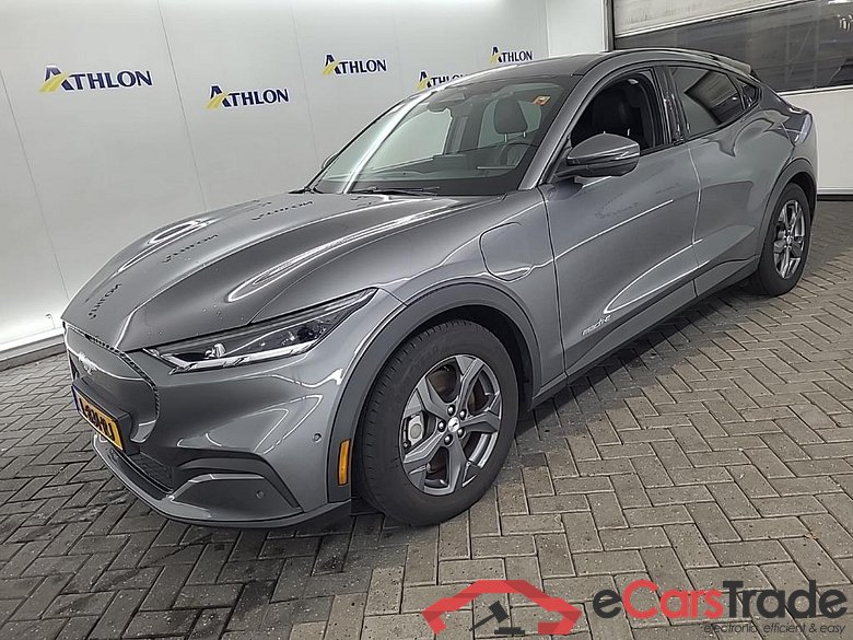 FORD Mustang Mach-E 75kWh RWD auto 5D 198kW