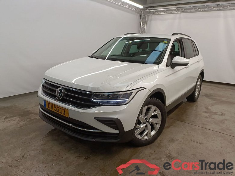 VOLKSWAGEN TIGUAN DIESEL - 2021 2.0 TDI 150 SCR 4Motion Life BMT DSG 5d #1