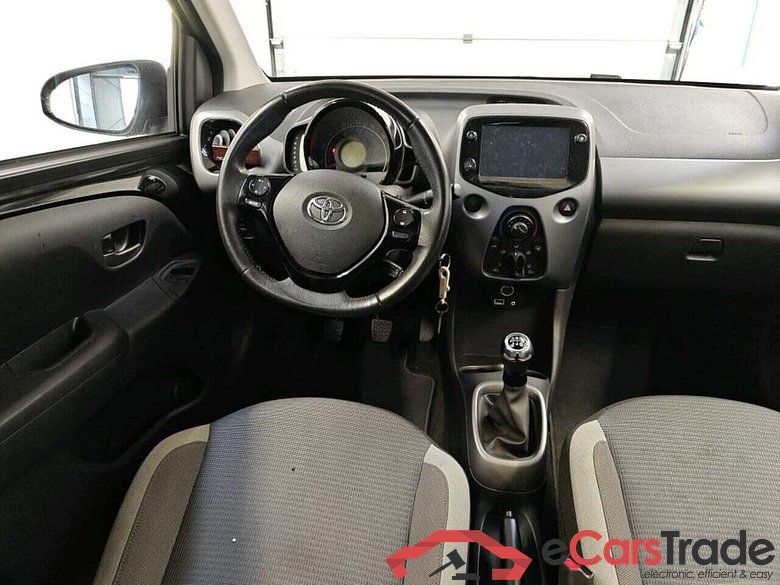 TOYOTA Aygo 1.0 VVT-i x-play #3