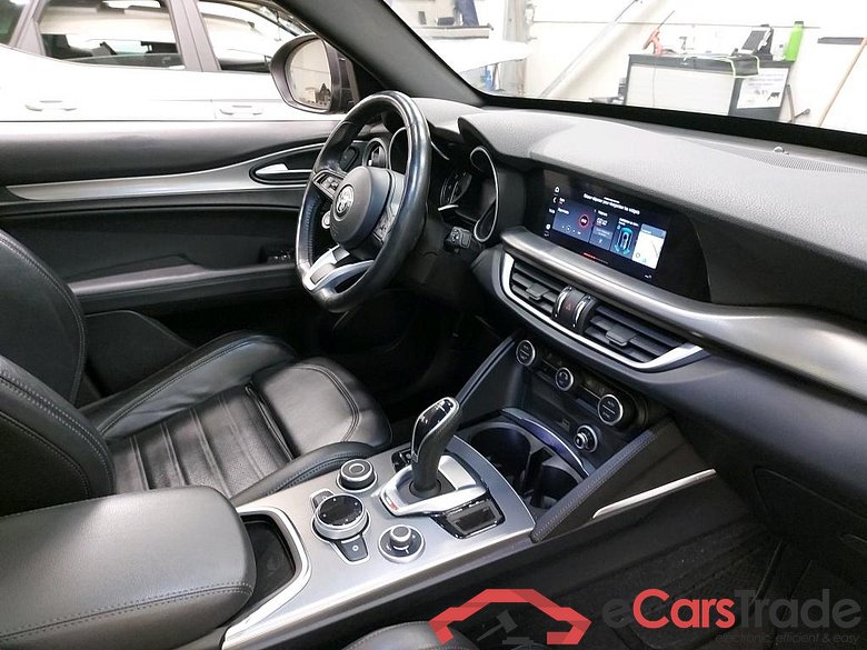 ALFA ROMEO - ALF ROMEO STELVIO D 210PK Veloce Pack Harman Kardon Towing Hook Pano Roof #3