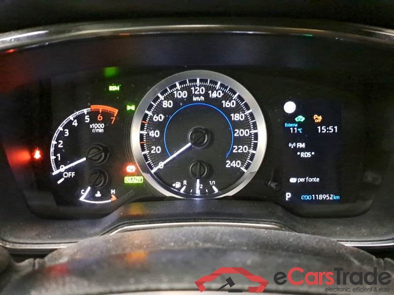 TOYOTA COROLLA / 2019 / 5P / STATION WAGON TS 1.8 HYBRID BUSINESS TECH #4