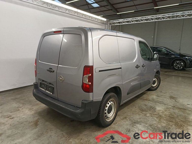 Opel Combo 1.5 Turbo 55kW 2.0T L1H1 Edition 4d #2