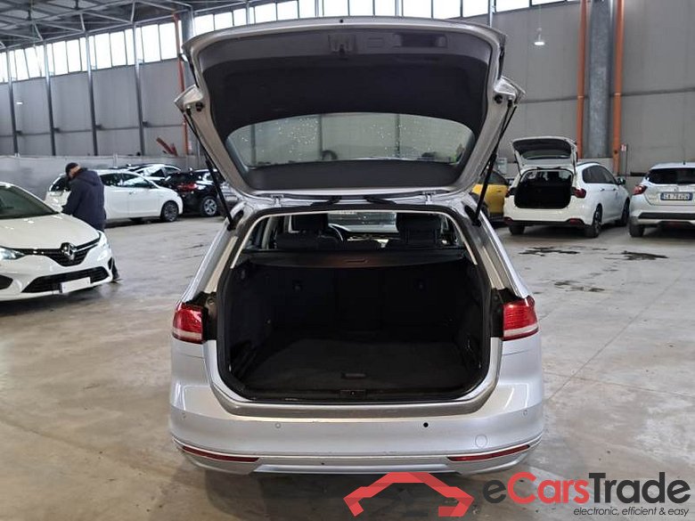 VOLKSWAGEN PASSAT / 2014 / 5P / STATION WAGON VARIANT2.0TDI 110KW BUSINESS BMT DSG #5