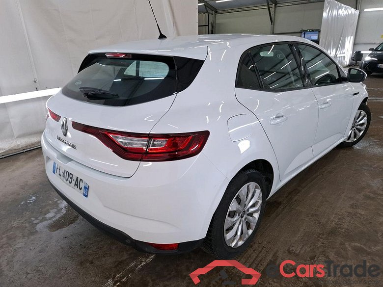 Megane IV Berline 5pt. Société Air Nav 1.5 dCi 90CV BVM6 E6 #3