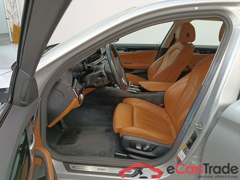 BMW 5 Reeks Touring 530e Auto 5d #3