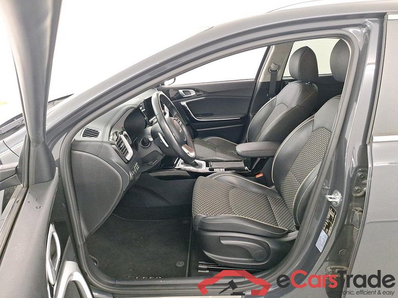 KIA XCEED 1.6 GDI PHEV DCT BUSINESS LINE #5