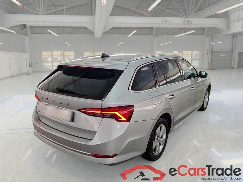 SKODA OCTAVIA WAGON / 2020 / 5P / STATION WAGON 1.5 TSI G-TEC EXECUTIVE DSG #2
