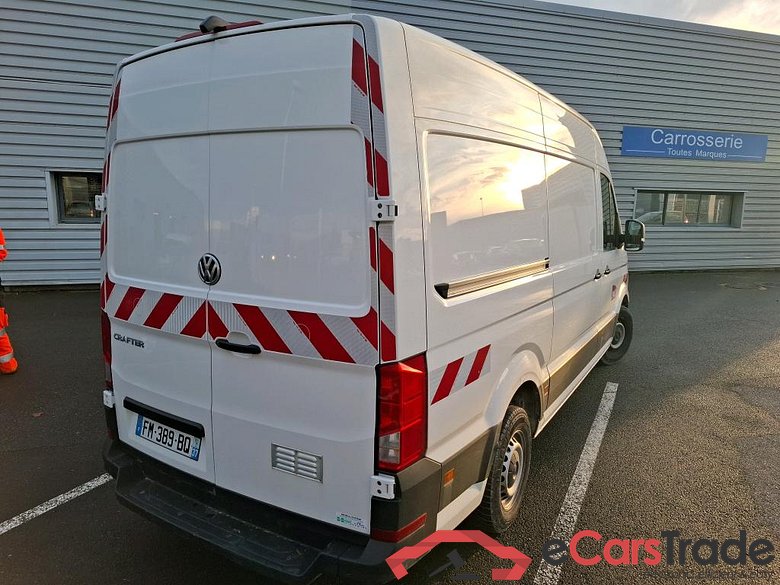 Crafter Fourgon Fourgon 35 mittlerer Radstand mit Hochdach FWD 2.0 140CV BVM6 #3