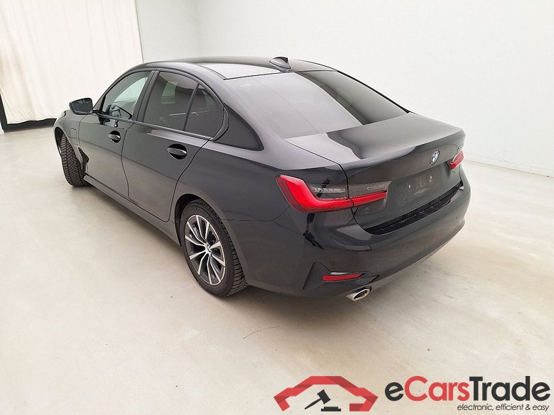 BMW, 3-serie '18, BMW 3 Reeks Berline 330e (135 kW) 4d #6