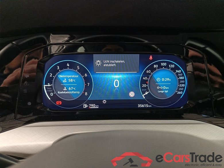 Volkswagen Golf VIII 1.0 TSI 81kW Life Business 5d #6