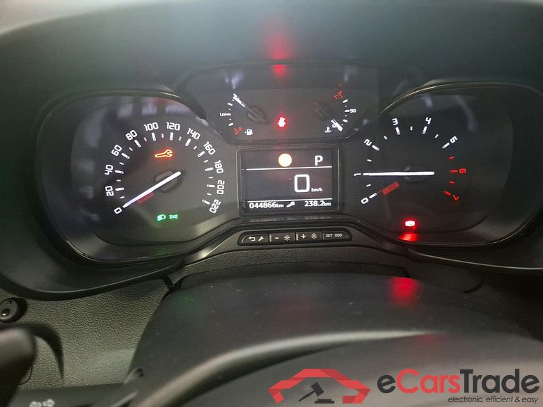 Berlingo Fourgon Driver M 650 1.2 PureTech 130CV BVA8 E6d #6