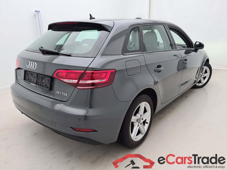 AUDI A3 SPORTBACK 30 TDI ATTRACTION #2