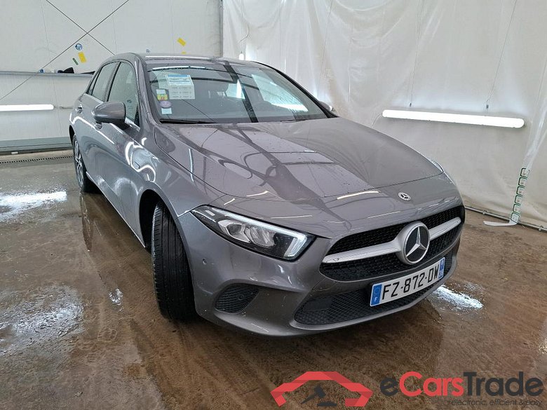 MERCEDES-BENZ Classe A Compact 2018 5P Berline A 250 e Business Line 8GDCT #4