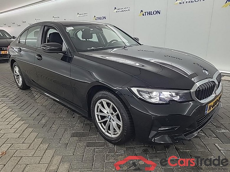 BMW 3 Serie Sedan 318dA Corporate Executive 4D 110kW #2