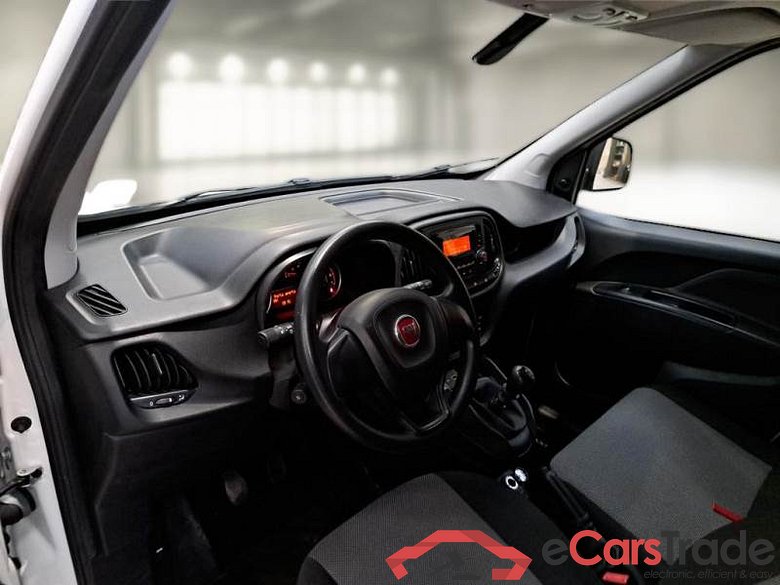 FIAT DOBLÒ CARGO / 2014 / 4P / VETT. FURGONATA CH1 BUSINESS 1.6 MJET 105CV E6D SeS #3