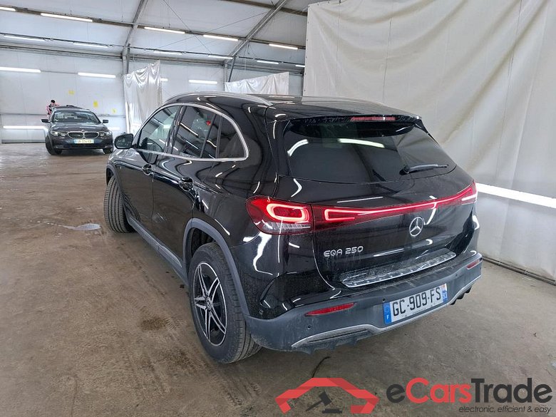 MERCEDES-BENZ EQA / 2021 / 5P / SUV EQA 250 AMG Line #3