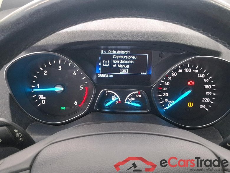 Kuga Titanium 1.5 TDCi 120CV BVM6 E6 #6